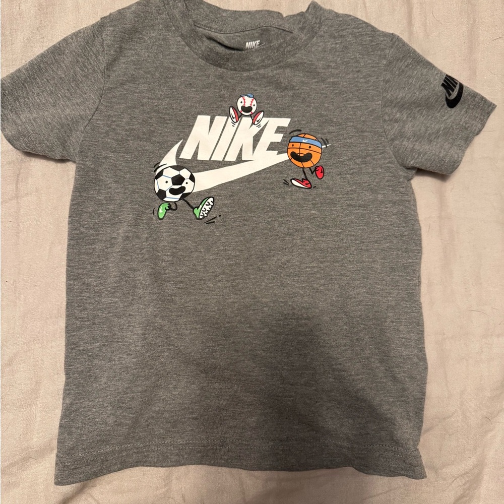 Nike Kids Gray Sports Graphic Tee